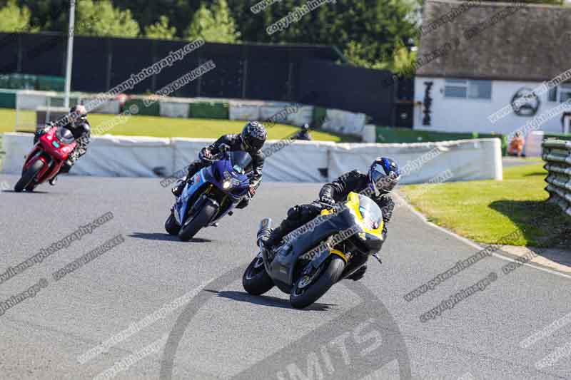 enduro digital images;event digital images;eventdigitalimages;mallory park;mallory park photographs;mallory park trackday;mallory park trackday photographs;no limits trackdays;peter wileman photography;racing digital images;trackday digital images;trackday photos